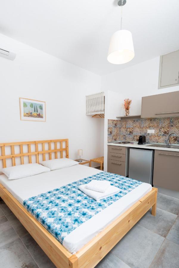 Avli Apartments Pyrgadikia Exterior photo